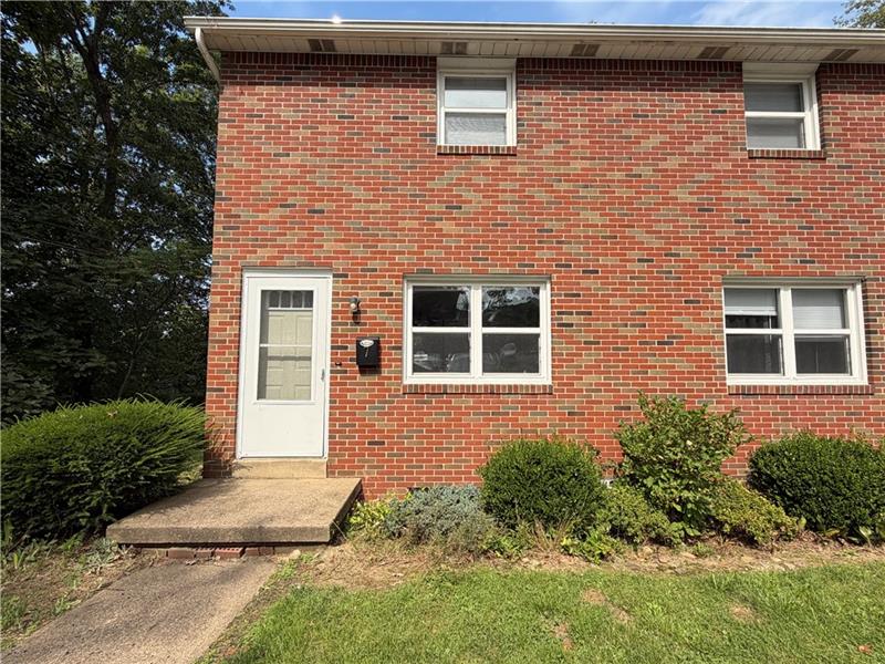1195 Lynn St Hopewell Twp PA 15001