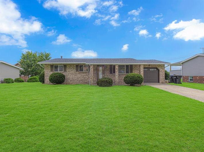 1306 Lincoln Drive Center Twp PA 15061