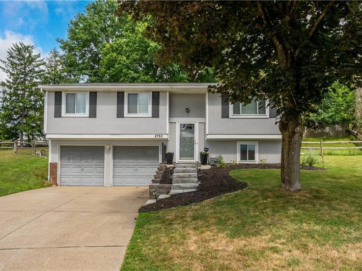 2760R Ravenwood Drive South Fayette PA 15017